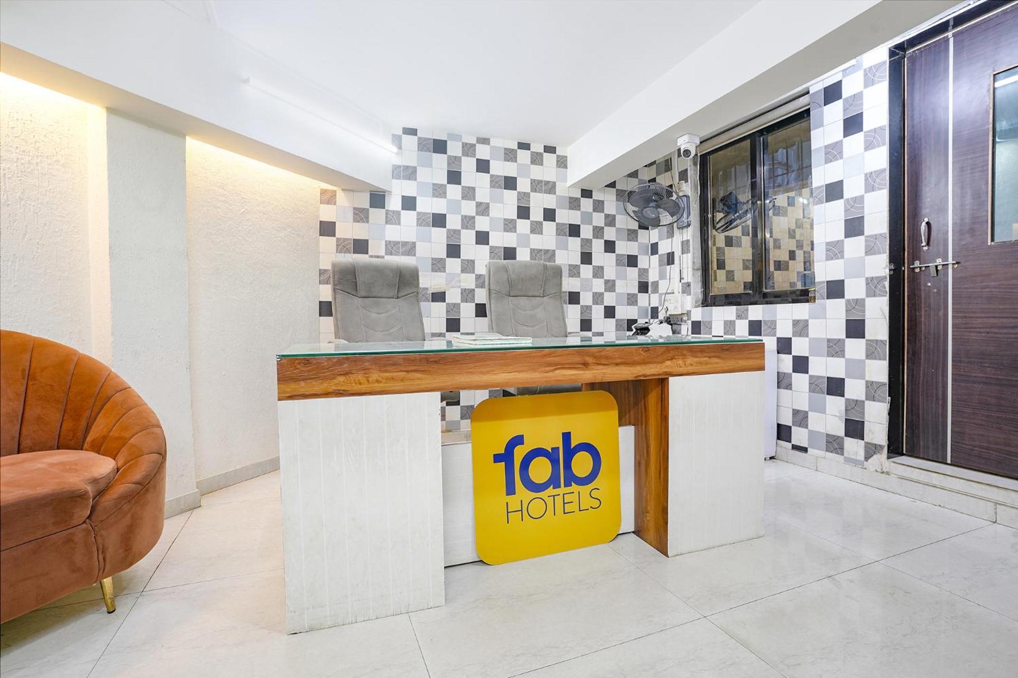 Fabhotel Shree Balaji Apartment Mumbai Luaran gambar