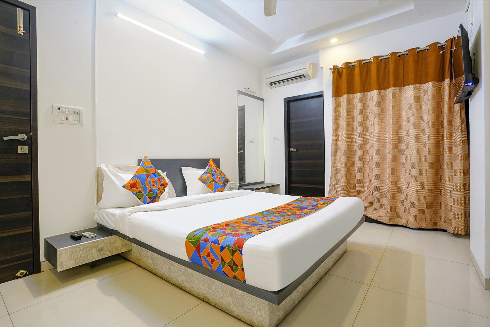 Fabhotel Shree Balaji Apartment Mumbai Luaran gambar