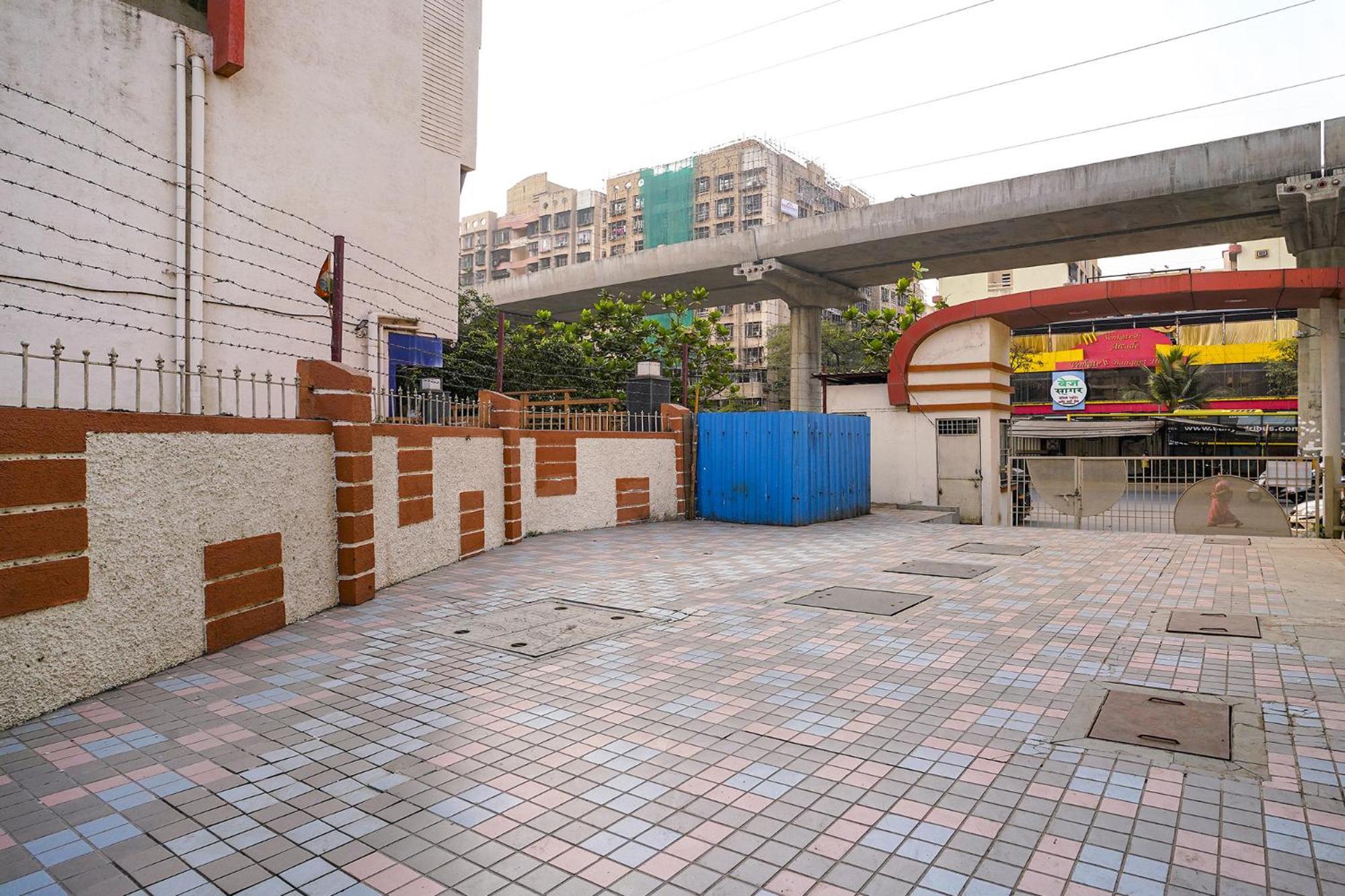 Fabhotel Shree Balaji Apartment Mumbai Luaran gambar