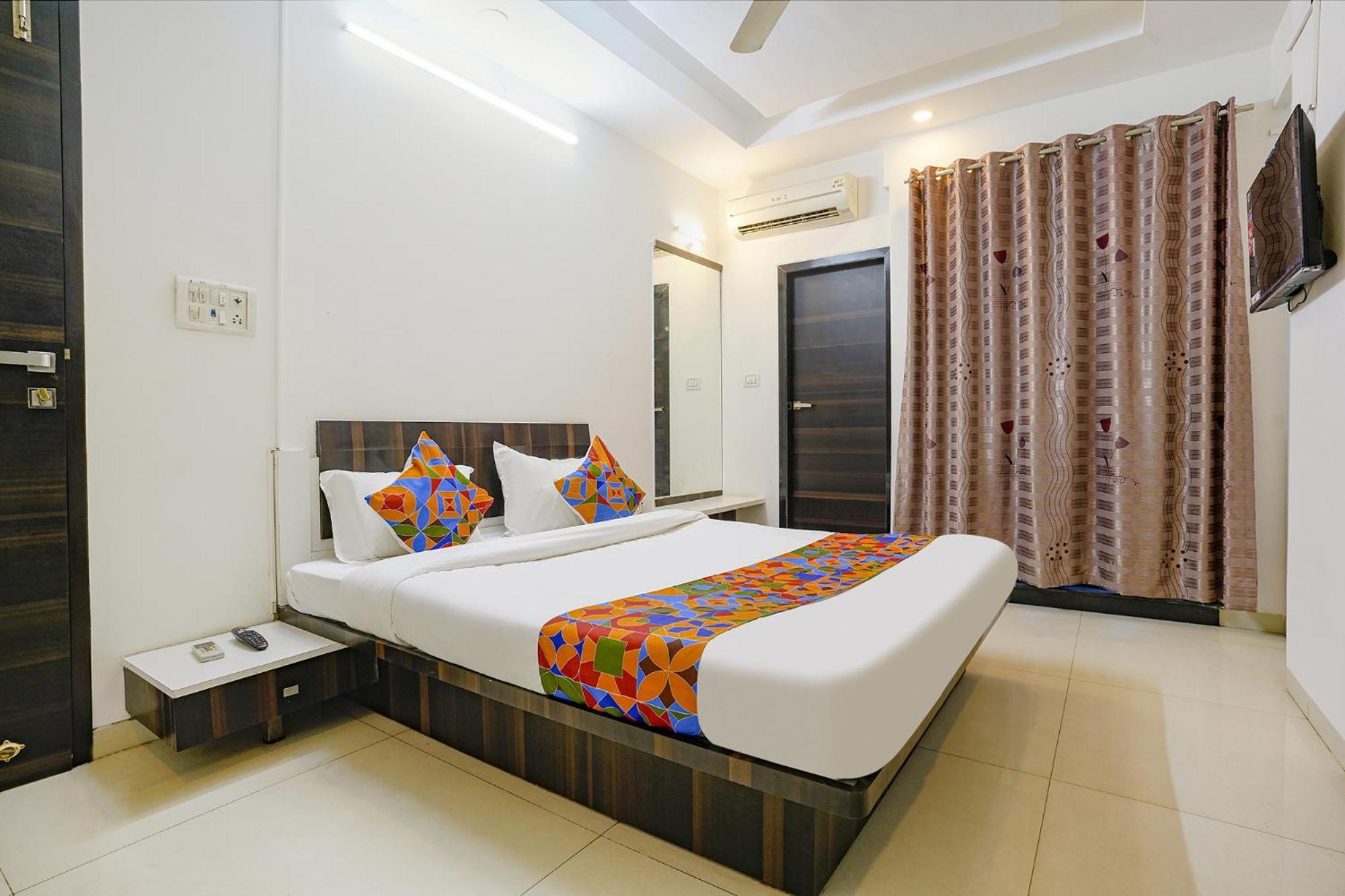 Fabhotel Shree Balaji Apartment Mumbai Luaran gambar